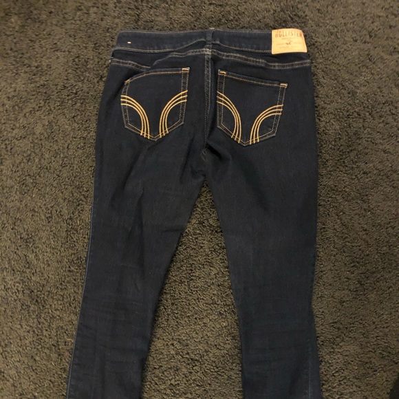 Hollister skinny jeans - Picture 2 of 4
